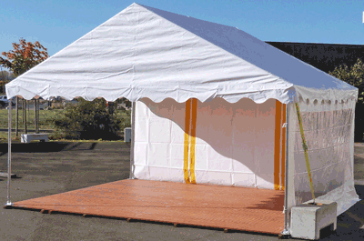 Chercher un plancher a monter sous tente pour activites de plein air